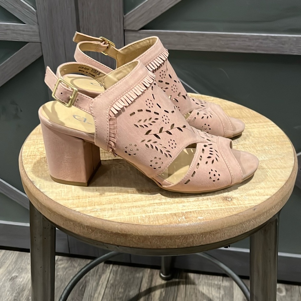 CL by Laundry dressy sandals